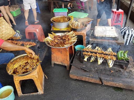 Menikmati Sate Plecing Arjuna di Bali: Panduan Kuliner dan Penginapan Terdekat