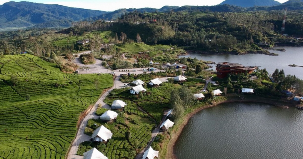 Glamping Lakeside Rancabali: Sensasi Camping Mewah di Tepi Danau