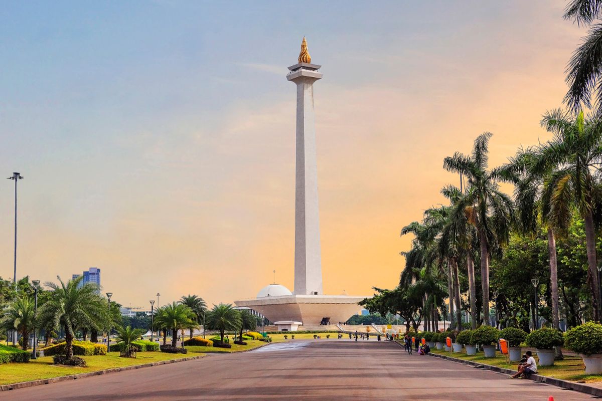 Monumen Nasional (Monas): Ikon Jakarta yang Membanggakan