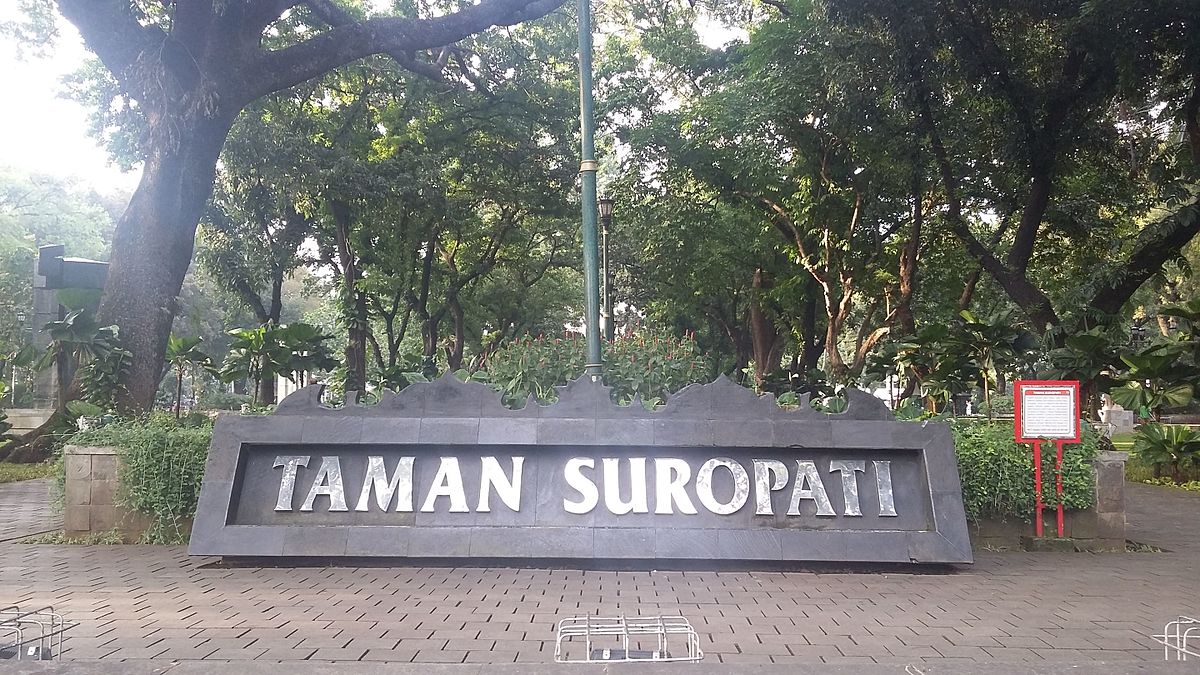 Taman Suropati Jakarta: Oase Hijau di Tengah Kota