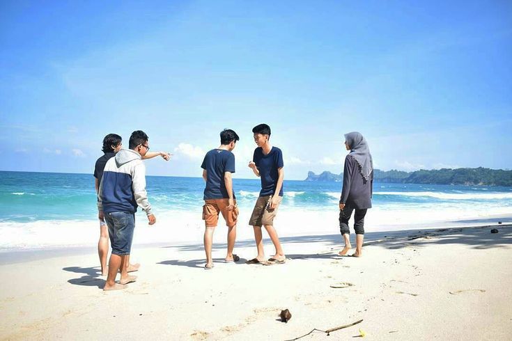 pantai sendiki-penginapan murah-malang-cozzy.id