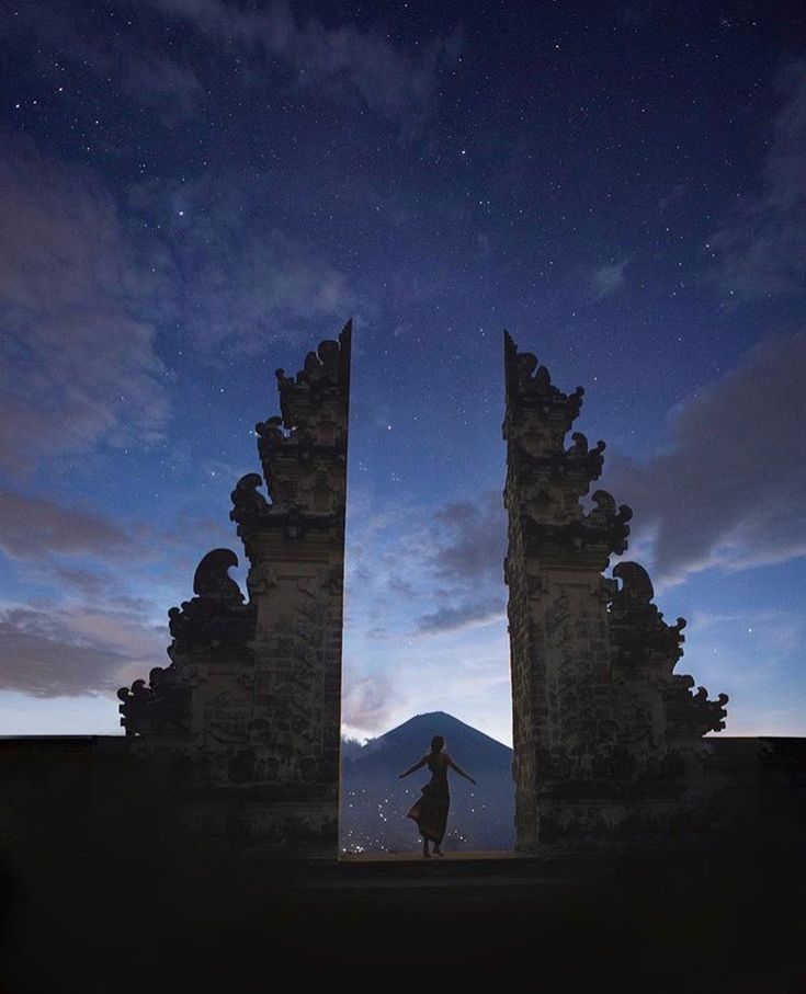 Pura Lempuyang Luhur-penginapan murah-cozzu.id