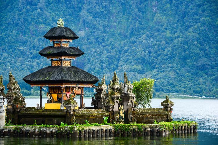 Pura Ulun Danu Bratan-penginapan terdekat-cozzy.id