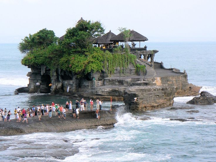 tanah lot-penginapan murah-bali-cozzy.id