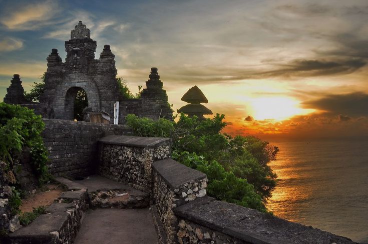 Tirta Gangga Water Palace-penginapan murah_cozzy.id