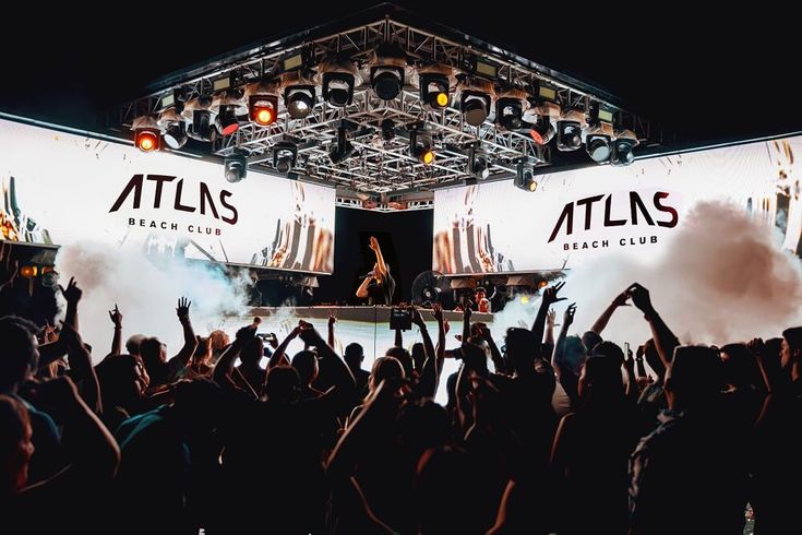 Atlas Beach club-penginapan terdekat-cozzy.id