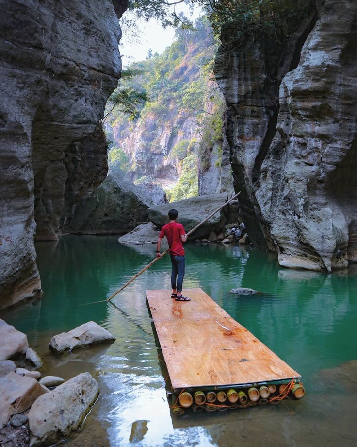 Sungai Cikahuripan-penginapan terdekat-cozzy.id