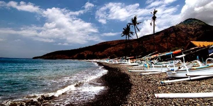 Pantai Tulamben: Surga Bawah Laut di Bali Timur