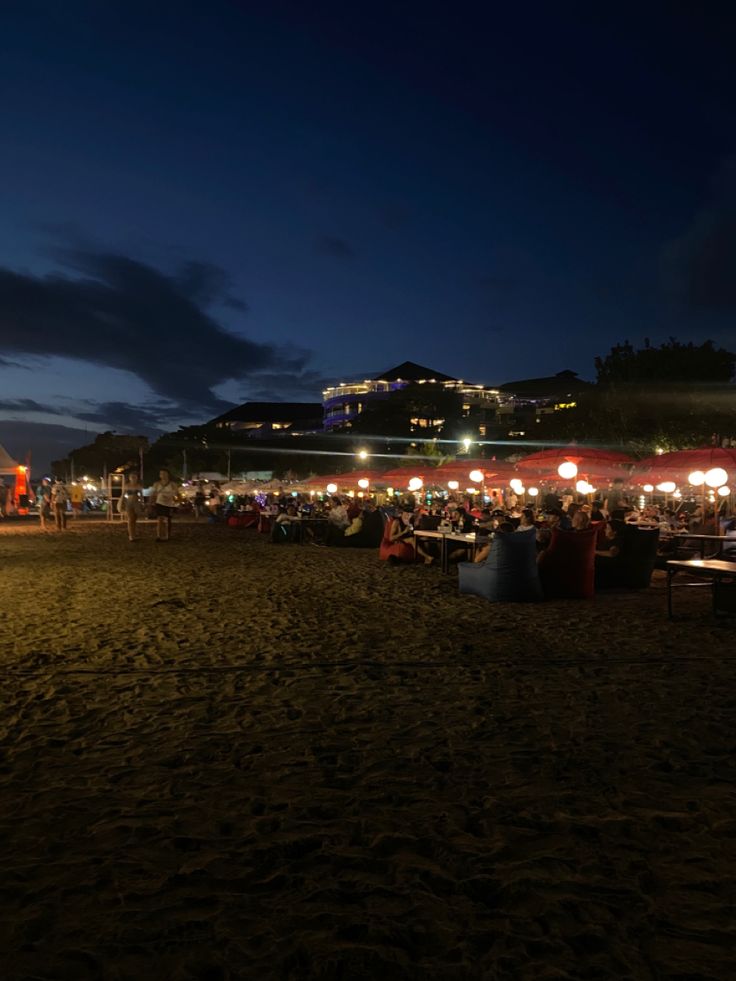 Malam Tahun Baru di Bali: Pantai Seminyak